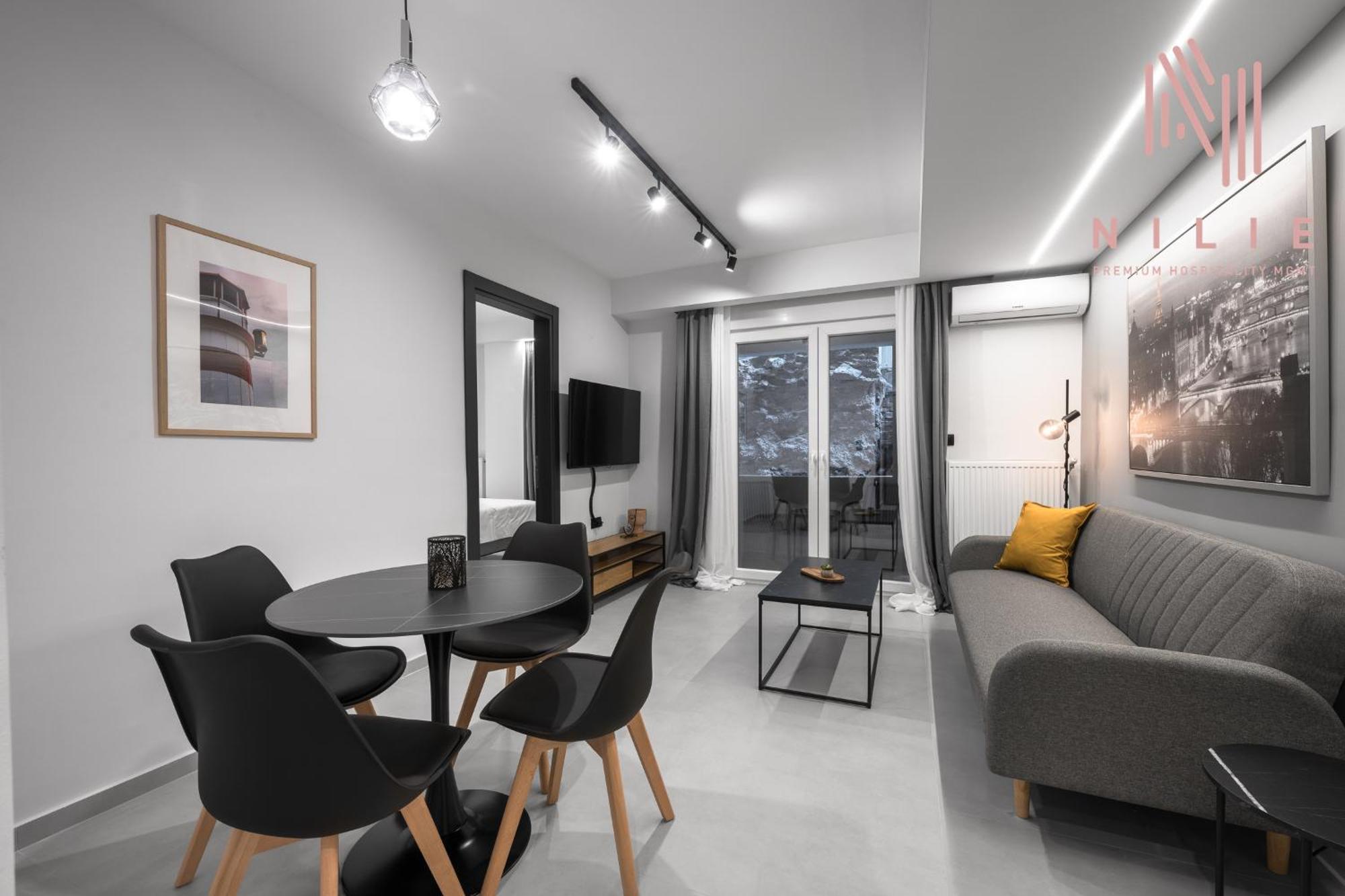 Room8, Nilie Hospitality Mgmt Thessaloniki