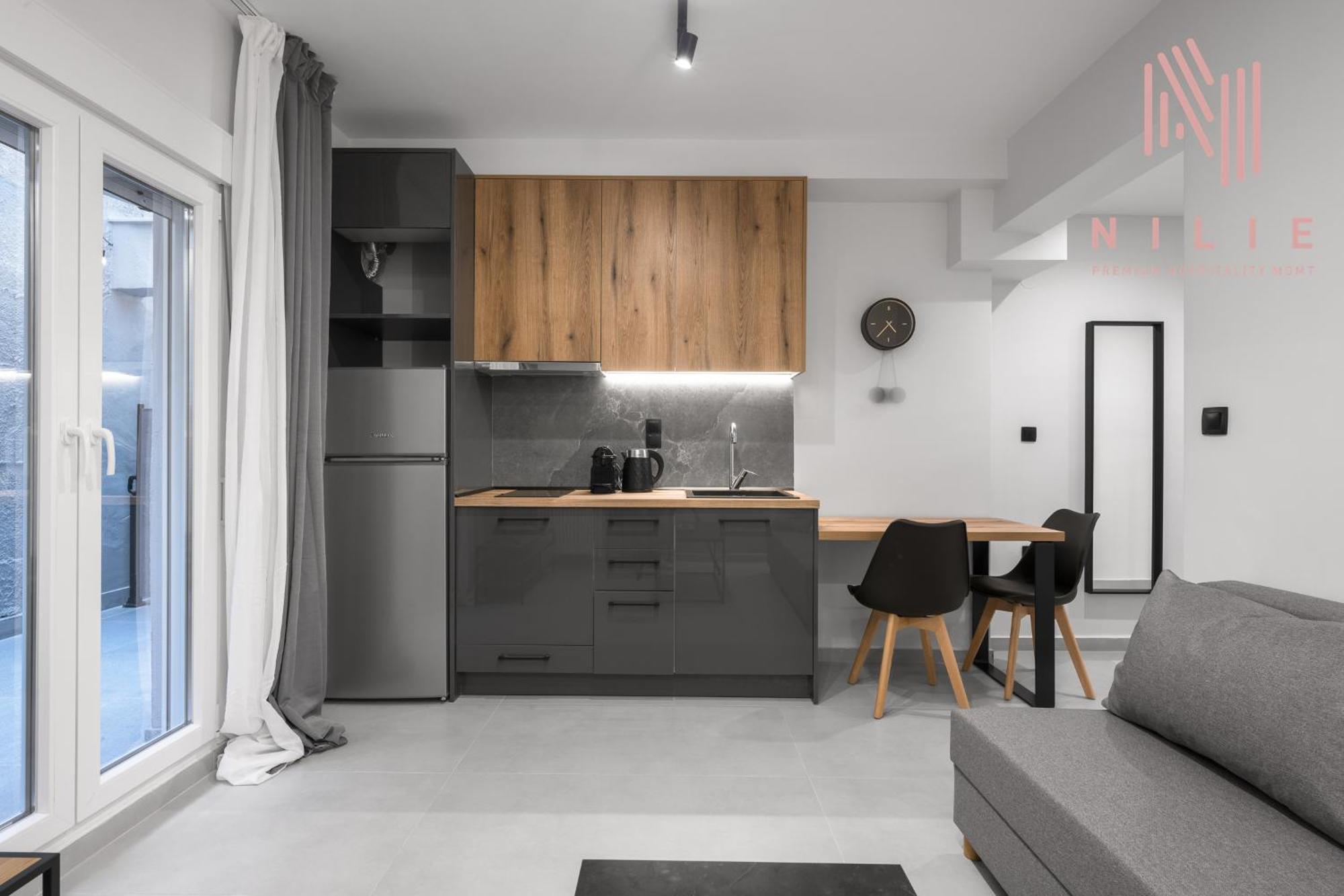 Room8, Nilie Hospitality Mgmt Apartment *