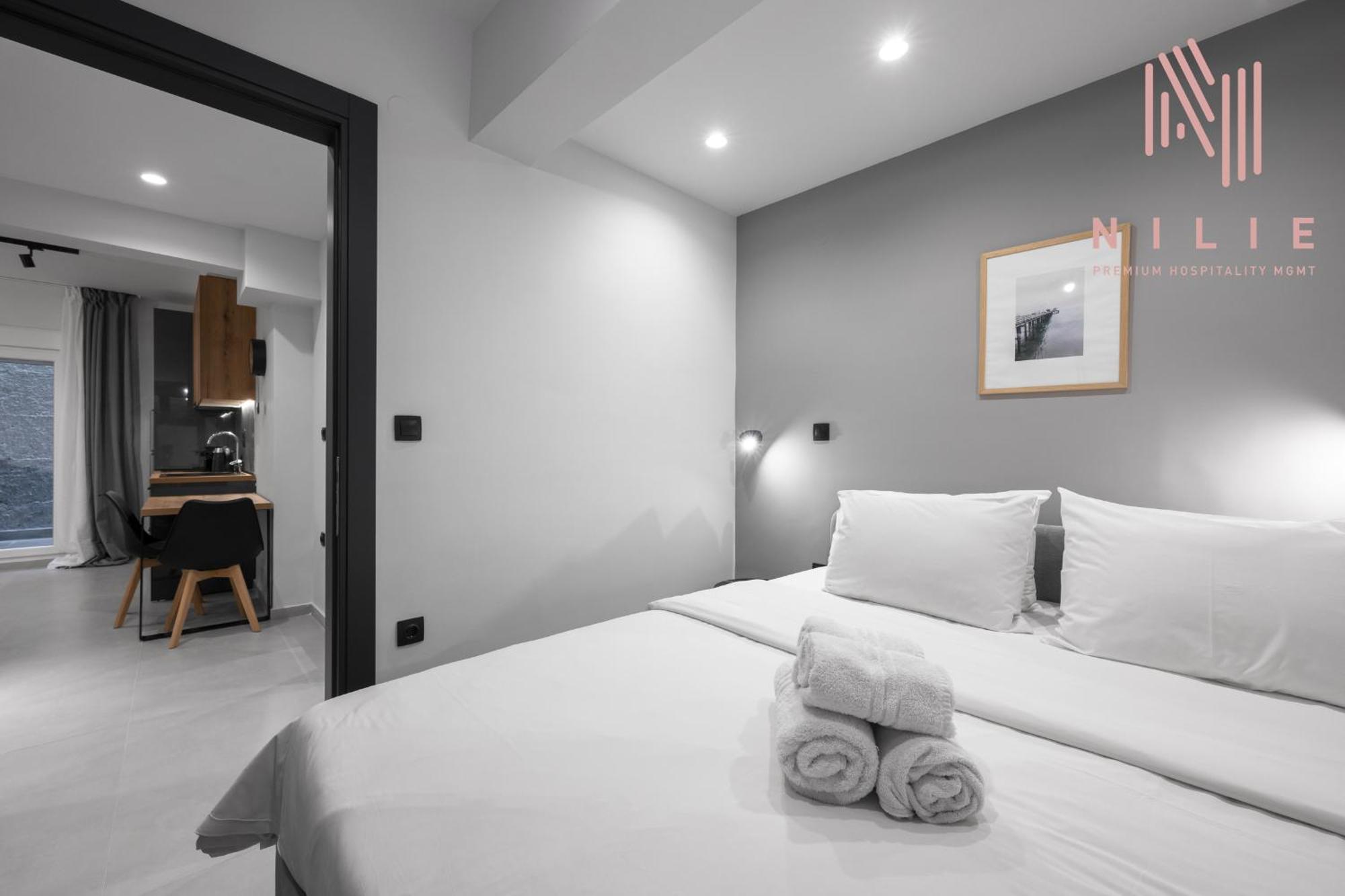 Room8, Nilie Hospitality Mgmt * Thessaloniki